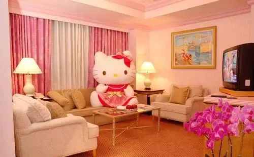 五星级酒店Hello Kitty套房 置身粉嫩少女世界 五星级酒店Hello Kitty套房 置身粉嫩少女世界