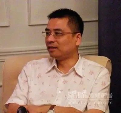 中冠&紫蝶名家总裁兼紫蝶阆品设计总监周建中 中冠&紫蝶名家总裁兼紫蝶阆品设计总监周建中
