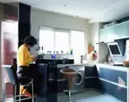 女博士素色私密空间