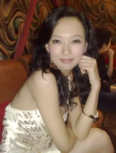  丑女无敌 第二季 分集剧情介绍 (1-大结局)|搜房地