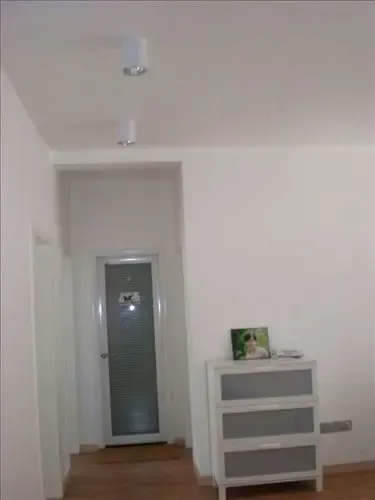 �м���������ź� ��32ͼ���������»鷿(ͼ)