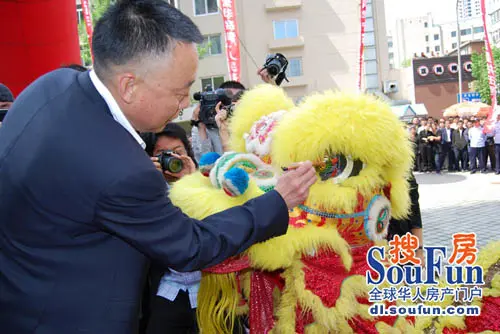 大连楼市5月烽烟四起 市场回暖周末活动爆棚|搜