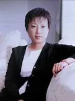 军对女首富 不感冒 自称龙湖正进行土地储备|搜