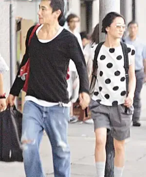 周迅新男友王朔曝光 回顾与大齐旧日家居照(图)|