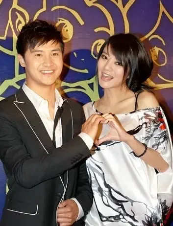 《<em>牛郎织女</em>》剧情雷人?最全<em>主角</em>后台剧照家居