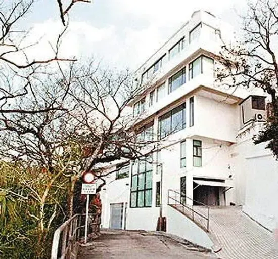 港星炒楼周星驰第一名 关之琳买不起星爷豪宅 港星炒楼周星驰第一名 关之琳买不起星爷豪宅