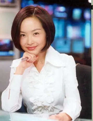 瘦到吓人!女星疯狂减肥惊悚家居照-香榭一品业