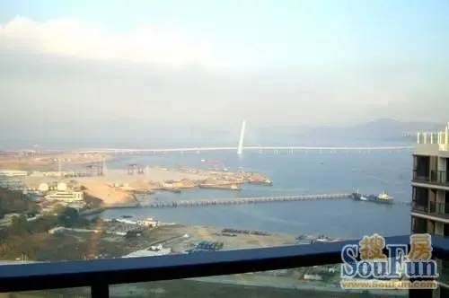 ���ڰ뵺�ǰ�����¼� ��������ס����
