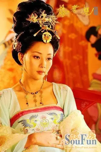 <em>芙蓉姐姐</em>紧张排练贺岁出演杨贵妃 各版杨贵妃