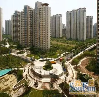 2009年"仁恒河滨城"单盘52亿摘得上海销冠