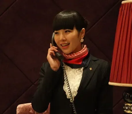 虎年第一网络美女 史上最美售楼小姐 爆红(图)