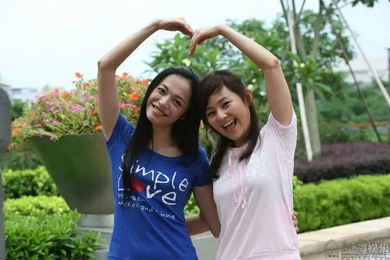 《<em>和空姐一起的日子</em>》1-24集精彩<em>剧情</em>连连看|