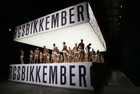 尼日利亚本该3球大胜韩国 当今失意球星家居照