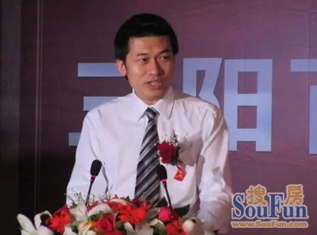 无锡商业集团招商中心总经理 肖强先生