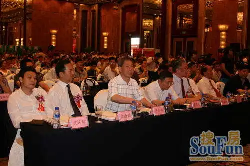 点击图片查看下一页