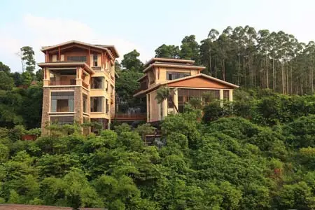 建百万寻人 1.8亿御溪谷壹号剑指南中国别墅王