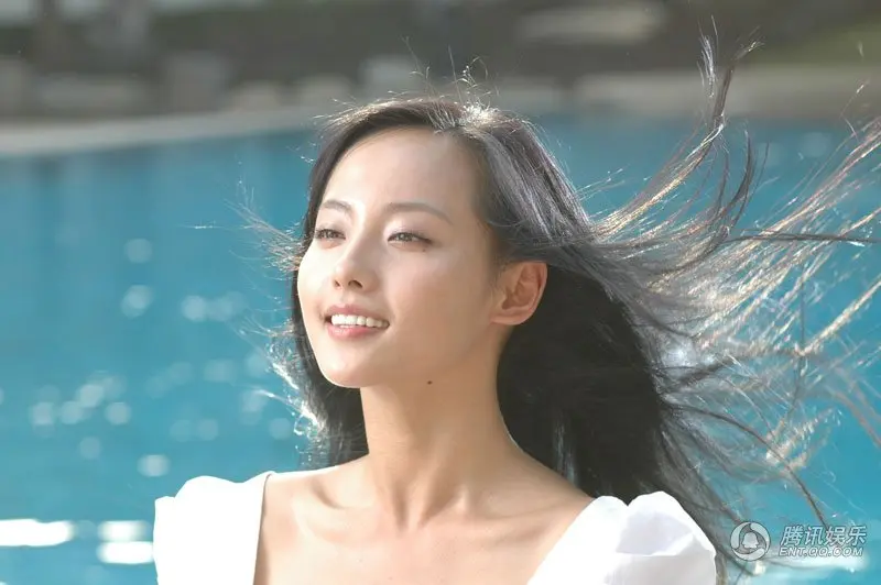 丝丝心动pk无懈可击 美女如云看谁更美(组图)