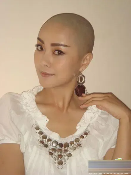 让人不寒而栗的 光头 女星(组图)-上海新房网-搜