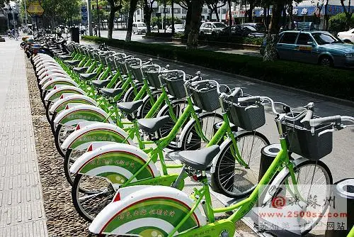公共自行车今日亮相苏州街头(组图)
