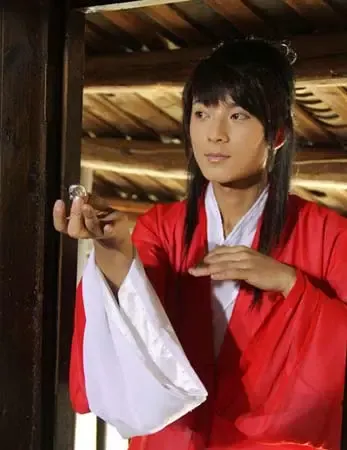 快男4进3今晚上演 陈翔离开小舞台登上大舞台|搜