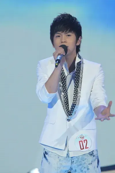 快男4进3谭杰希止步<em>三强</em> <em>历届</em>快男<em>快女</em>家居照