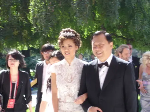 时装设计师,是中国十大元帅之一叶剑英的孙女,是伏明霞原经纪人叶静子图片