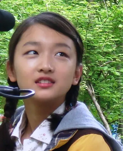 山楂树之恋静秋素照+ 90后谋女郎 周冬雨清纯家