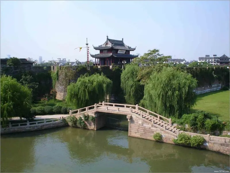 2010年中国八个最该降房价城市 广州是否上榜 2010年中国八个最该降房价城市 广州是否上榜