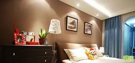 <em>超级变变变</em> 看网络<em>美女</em>巧手改造70平米二手小