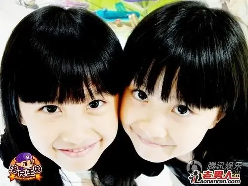 <em>台湾双胞胎</em>小<em>姐妹sandy和mandy</em>走红网络