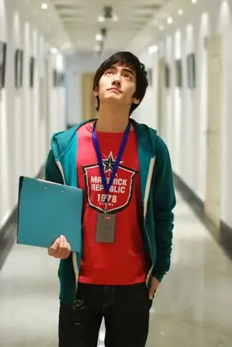 霍建华恋上<em>宁波妹</em>童蕾 一一向前冲家居照火花