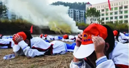 模拟遭袭的惠州市五中浓烟滚滚