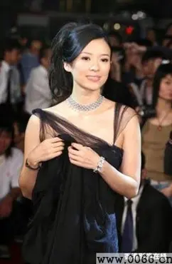 明星尴尬出丑瞬间集锦 爆笑!