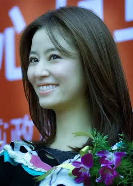  牛莉微博 爆粗口 图文盘点娱乐圈十大最不识抬