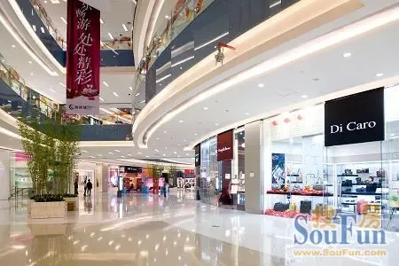 海岸城:品牌献礼颂新岁|搜房地产资讯