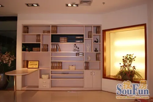 瑞丽宜家凤凰家居店:买衣柜得37寸大液晶电视