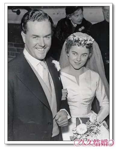 麦当娜女儿一字眉惊人