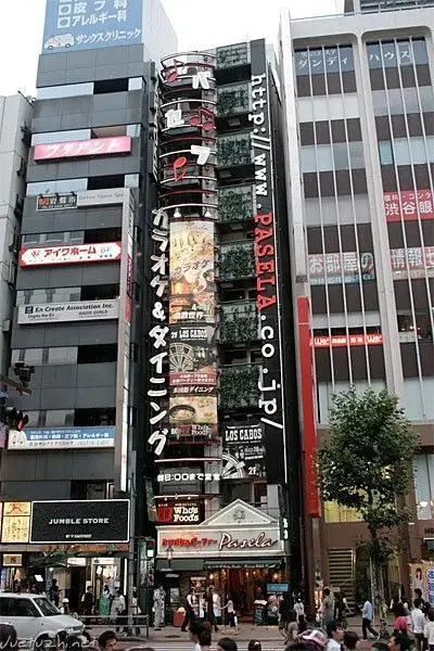 日本人竟然住在这样的房子里
点击图片查看
点击图片查看 日本人竟然住在这样的房子里