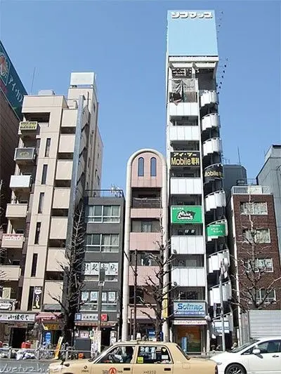 日本人竟然住在这样的房子里
点击图片查看
点击图片查看 日本人竟然住在这样的房子里