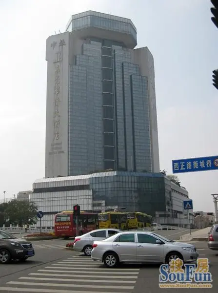 东莞新老商圈演绎"群雄争霸" 莞城2大商圈猜想