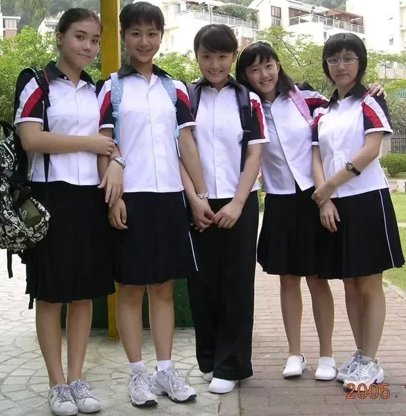 小雪杨紫童年生活照曝光