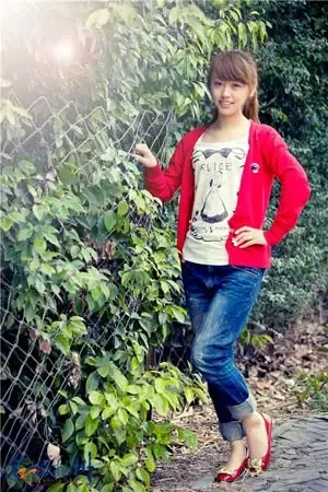 寻找 <em>平底鞋美女</em> 报名火爆 众多佳丽竞秀(图)|搜