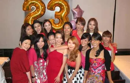 大小S范玮琪范晓萱 用行动诠释 姐妹淘 定义(图