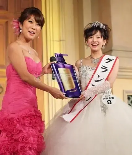 日本男生眼中最美<em>校花</em>啥样 PK中国<em>名校校花</em>(图