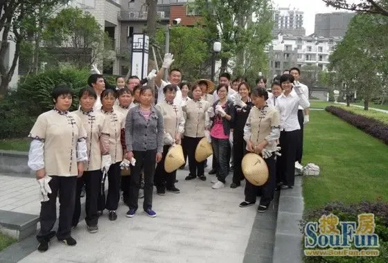 务实肯干--金科东方大院物业人的精神所在_房