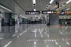 深圳北站今日对接地铁5号线 预计8月全站启用