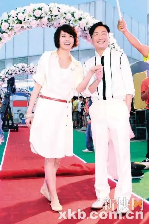 郑中基:坚持给<em>女儿</em>喂<em>母乳</em> 一年后补办婚礼-土地
