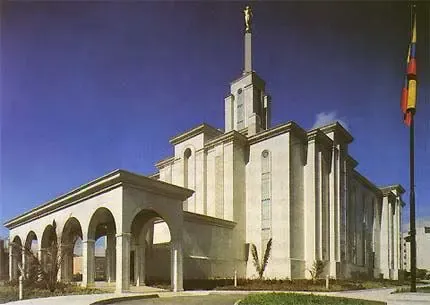 两万人占一平方公里 看全球最拥挤的10个城市