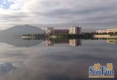 另外<em>泉州</em>仙公山(湖景帝苑)面朝<em>仰恩</em>大学