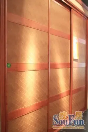 评测:索菲亚经典酒柜+美酒香浓中体味夜的诱惑